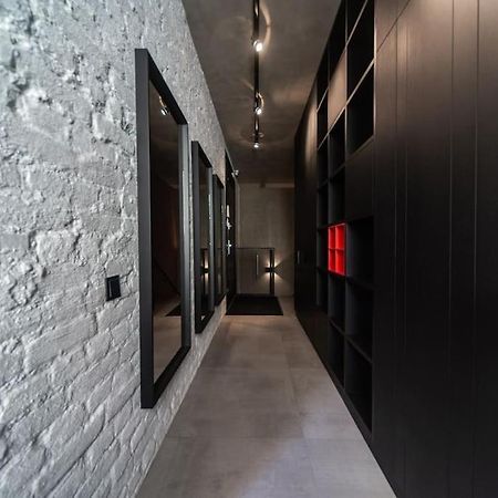 3 Storey Apartment With A Character And A Terrace リガ エクステリア 写真